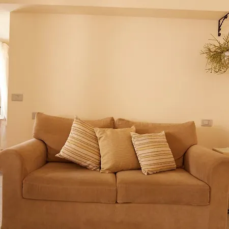 Core Mio דירה אסיסי