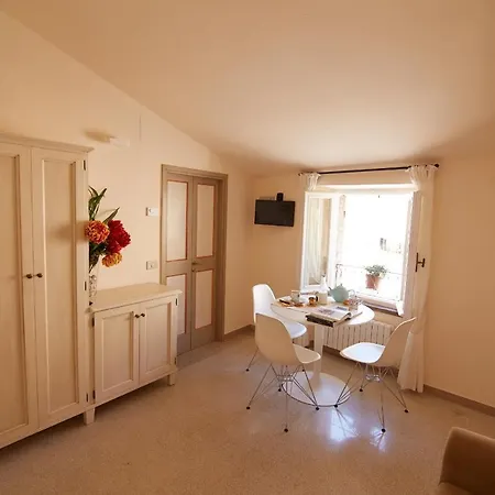 Core Mio * אסיסי